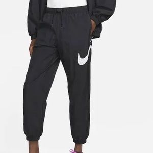 Nike pants  size large